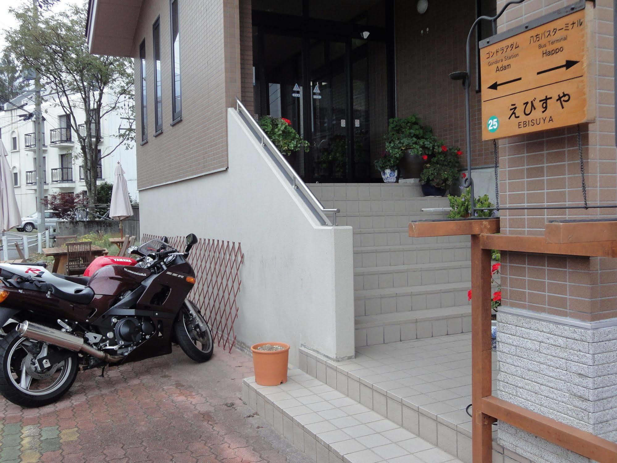 Hakuba Glad Inn Ebisuya Buitenkant foto